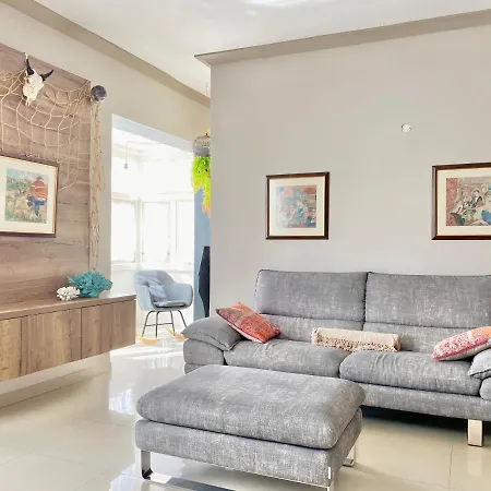 Seaside Condo Apartament Sliema